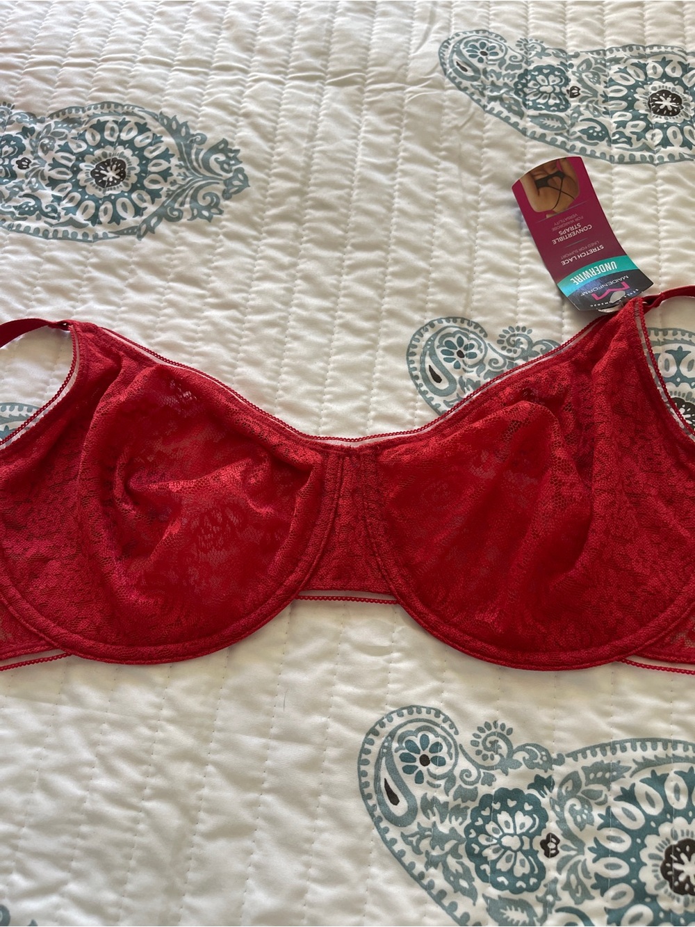 Maidenform Red Lace Underwire Bra - Feminine Support